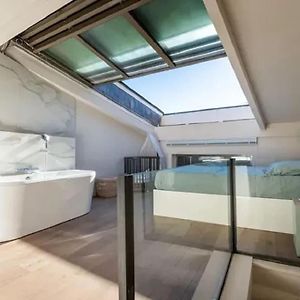Appartement 100M2 Dernier Etage - Chambre Atypique