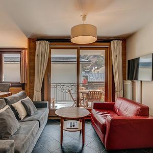 Apartment Le Paradis 2 - Alpes Travel - Central Chamonix