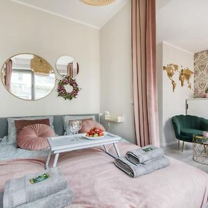 Appartement à 2 Chambres à Coucher
