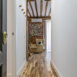 Bonito Apartamento En Tipica Corrala En El Centro De Madrid