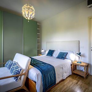 Yid Penthouse On Florence River With Parking