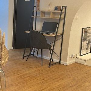 Appartement à 2 Chambres à Coucher