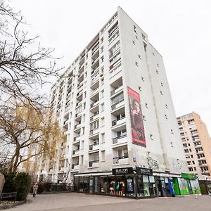 Ratusz Arsenal Modern City Apartment