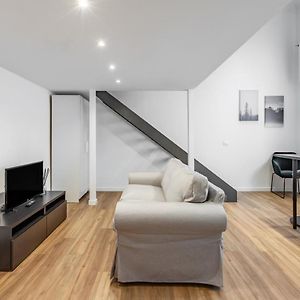 Easylife - Sofisticato Studio Con Soppalco A Due Passi Dalla Stazione Centrale