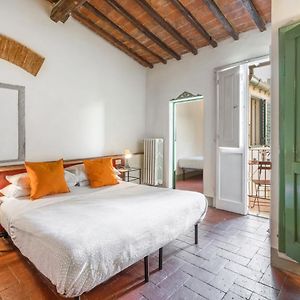 Appartement à 3 Chambres à Coucher