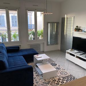 Appartement à 2 Chambres à Coucher