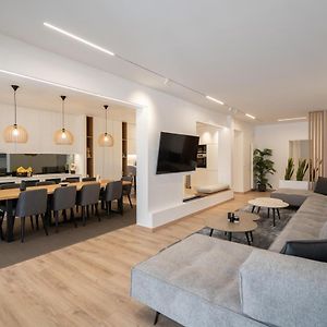 Kolonaki Upscale 4 Bedroom Luxury Apartment