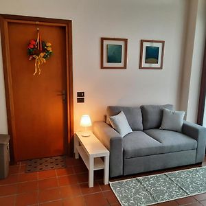 Monolocale In Villa Con Giardino Vicino Al Centro