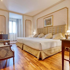 Chambre Classique Triple
