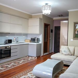 Lovely Apartment In The Heart Of Tirana