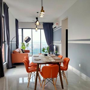 Appartement à 3 Chambres à Coucher