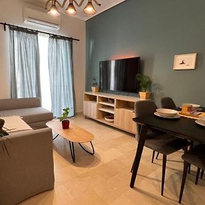 Appartement à 2 Chambres à Coucher
