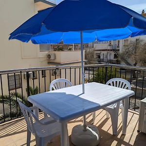 Apartamento En Roses, A 2 Minutos A Pie De Playa