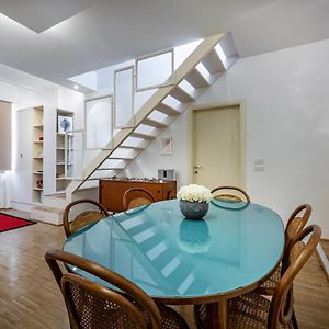 Yid Penthouse On Florence River With Parking