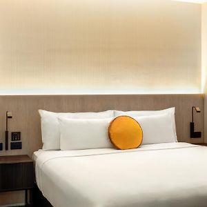 Studio Exécutive Lit Queen-Size