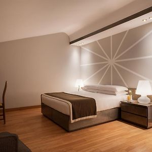 Chambre Budgétée Lit King-Size