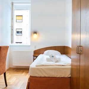 Chambre Standarde Simple