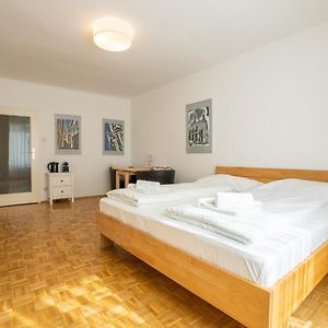 Central Living - Stephansdom Apartments