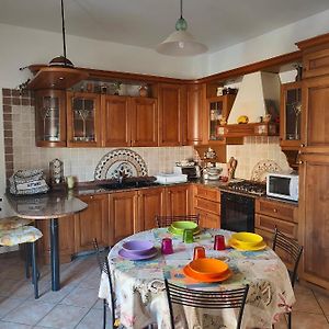 Appartement à 3 Chambres à Coucher