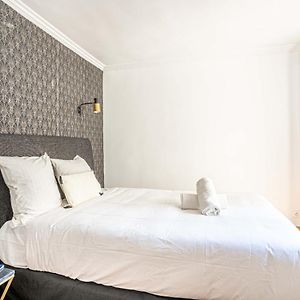 143 - Urban Charming Flat In Center Of Paris