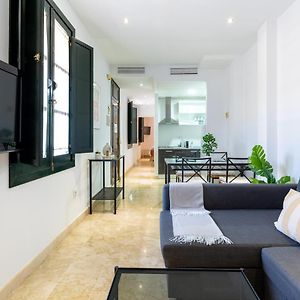 Appartement à 2 Chambres à Coucher