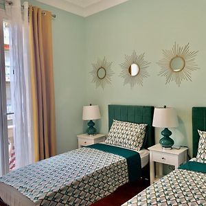 Appartement à 2 Chambres à Coucher