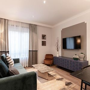 Appartement à 2 Chambres à Coucher