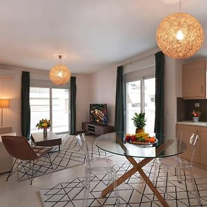 Pagrati Cozy Apartment In Athens