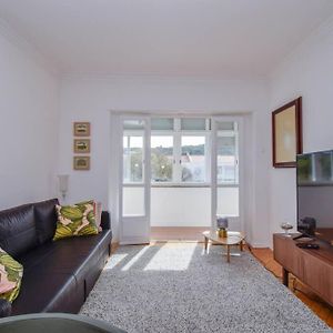 Appartement à 2 Chambres à Coucher