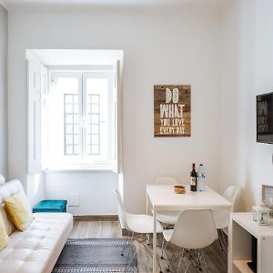 Appartement à 2 Chambres à Coucher
