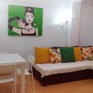 Centrico Apartamento En Valencia Proximo Parada De Metro Angel Guimera