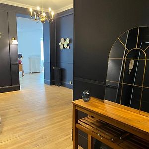Appartement à 3 Chambres à Coucher