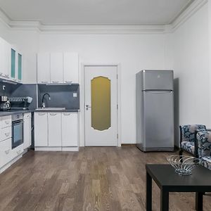 2Bd Citrus Apartment, Aristocratic Sofia Living By Flat Mаnager