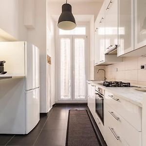 Appartement à 3 Chambres à Coucher