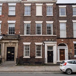 Large City Centre Apartment - Georgian Townhouse- Rodney St