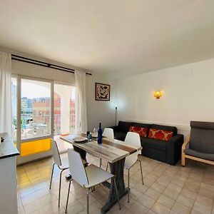 Appartement à 2 Chambres à Coucher