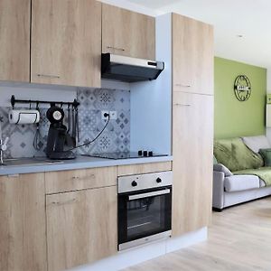 Appartement à 2 Chambres à Coucher