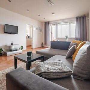 Strawberry Apartment