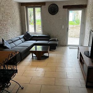 Villa à 3 Chambres à Coucher