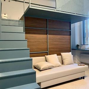 Lovely Studio Flat In Bocconi