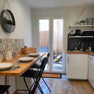 Antibes Centre, 3 Chambres, 2 Salles De Bain, Clim, Terrasse, Wifi