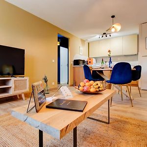 Expat Renting - L'Original - La Cepiere - Parking