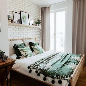 Loft Apartment With Balcony In Centre