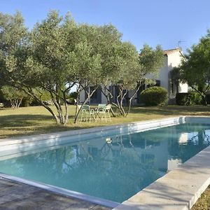 Villa à 3 Chambres à Coucher
