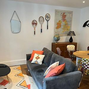 Appartement à 2 Chambres à Coucher
