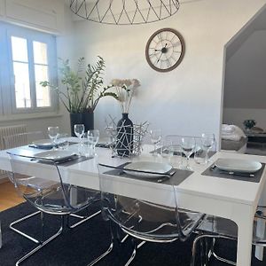 Appartement à 3 Chambres à Coucher