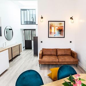 Appartement à 2 Chambres à Coucher