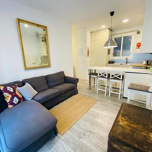 Modern Apartment In Central Romantic Quarter