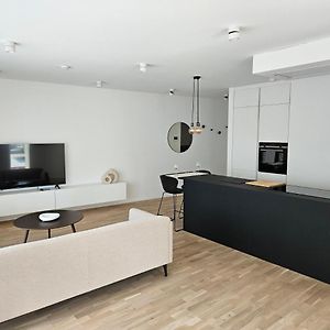 New Spacious Two Bedroom Center With Parking, Near Public Transport