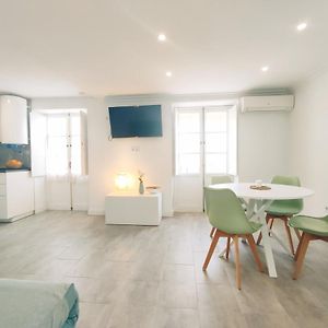 Appartement à 3 Chambres à Coucher